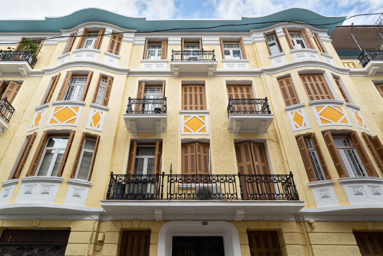 Spacious & Artistic Retro 2Bd Apt With Sauna Афины Экстерьер фото